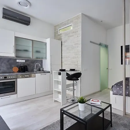 Appartamento Cozy Little In Downtown