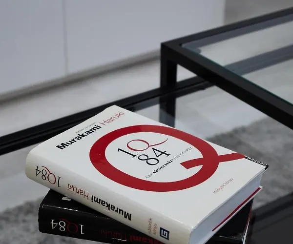 Cozy Little In Downtown